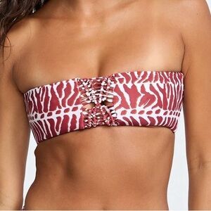 TRADING - BENOA MITER LILY TOP